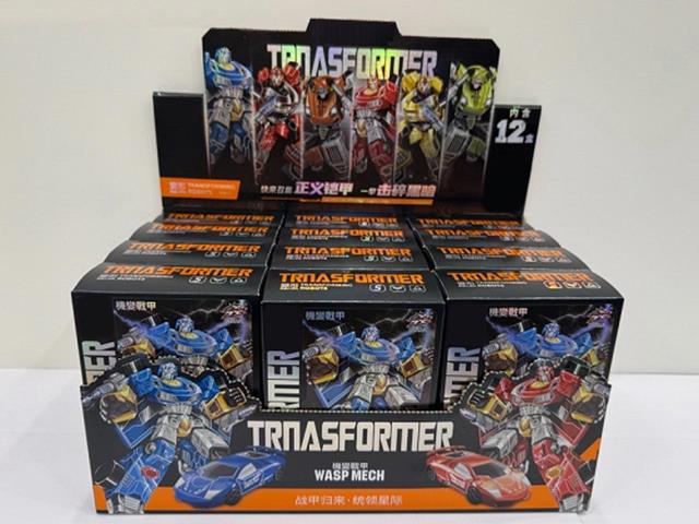 ROBOT TRANSFORMACJA 3 RODZ 6 KOL /12/   CZAPSKA 013454