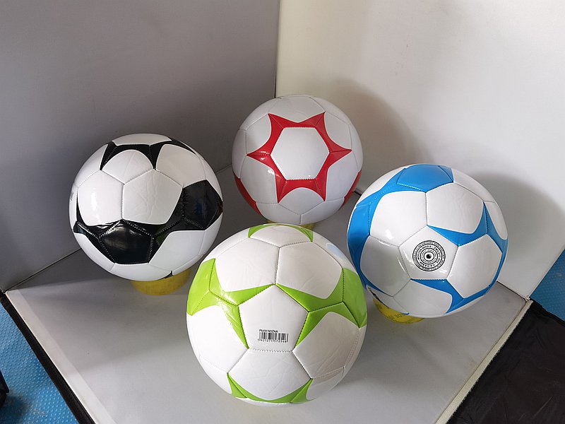 ADAR PIŁKA NOŻNA LASER 572546