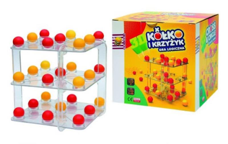 BĄCZEK GRA KÓŁKO I KRZYŻYK W PRZSTRZENI 3D