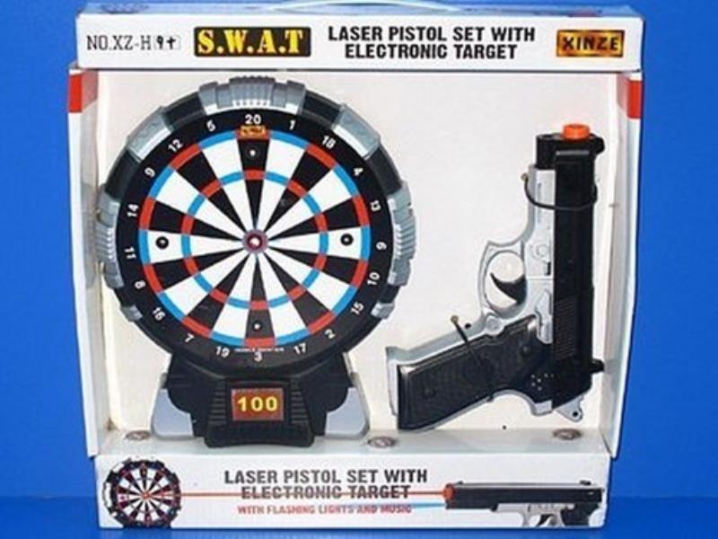 ICOM TARCZA DART Z PISTOLETEM ŚW.DŹ.    AF004761